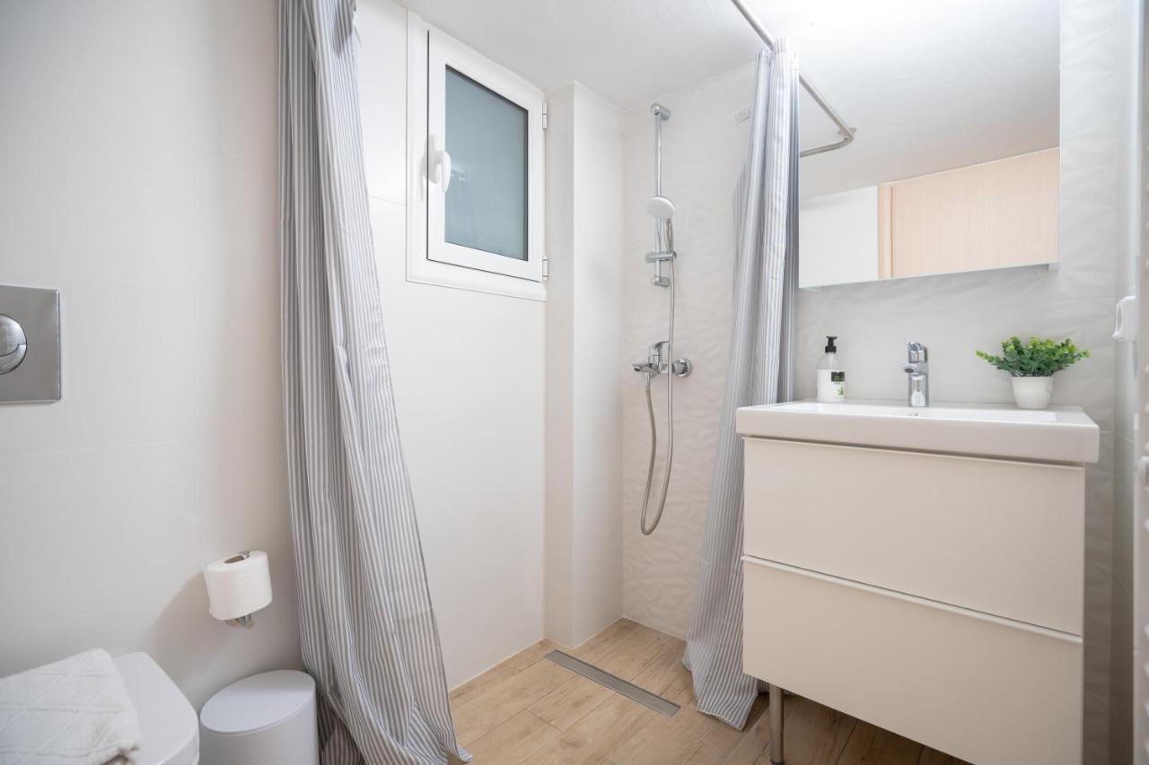 Apartament Athens Central Train St. Flat For 4 Pers By Mps Zewnętrze zdjęcie